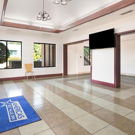 Americas Best Value Inn 斯托克布里奇 外观 照片