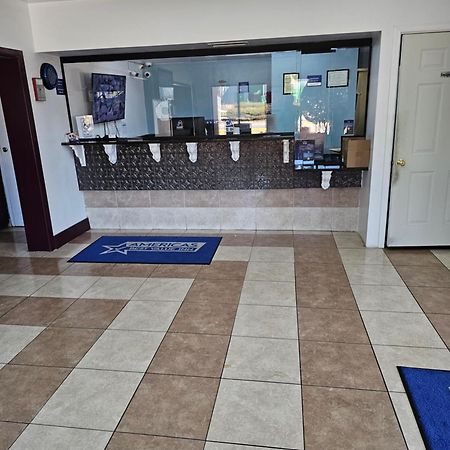 Americas Best Value Inn 斯托克布里奇 外观 照片