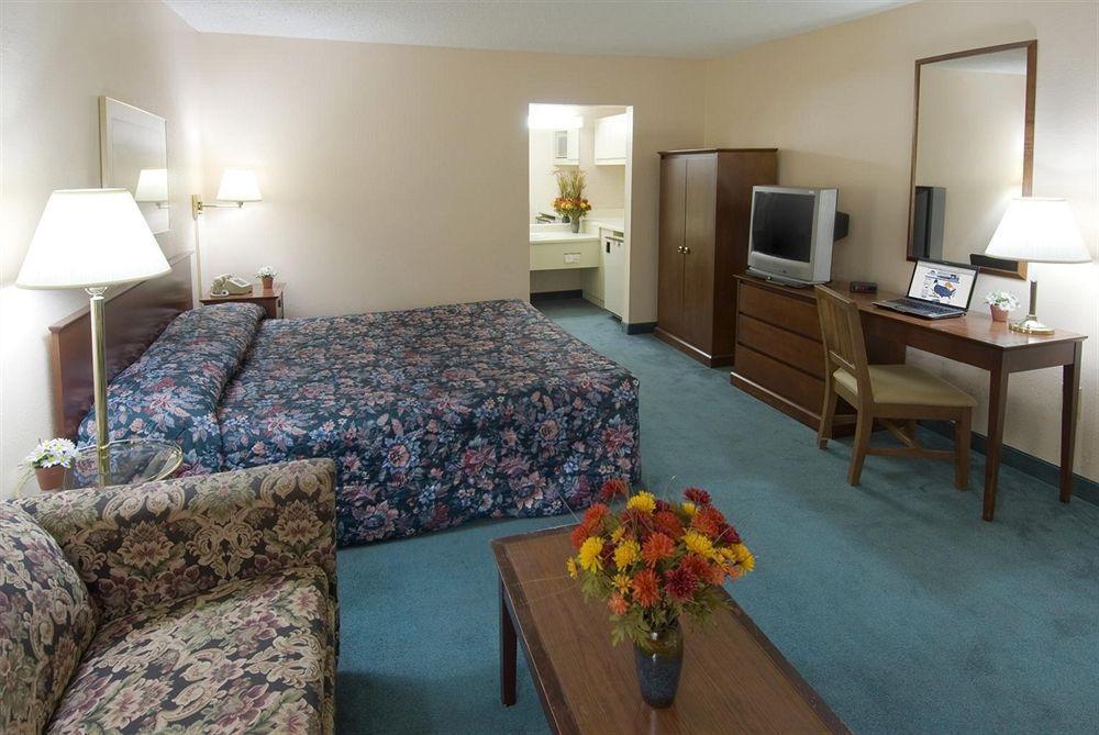 Americas Best Value Inn 斯托克布里奇 客房 照片