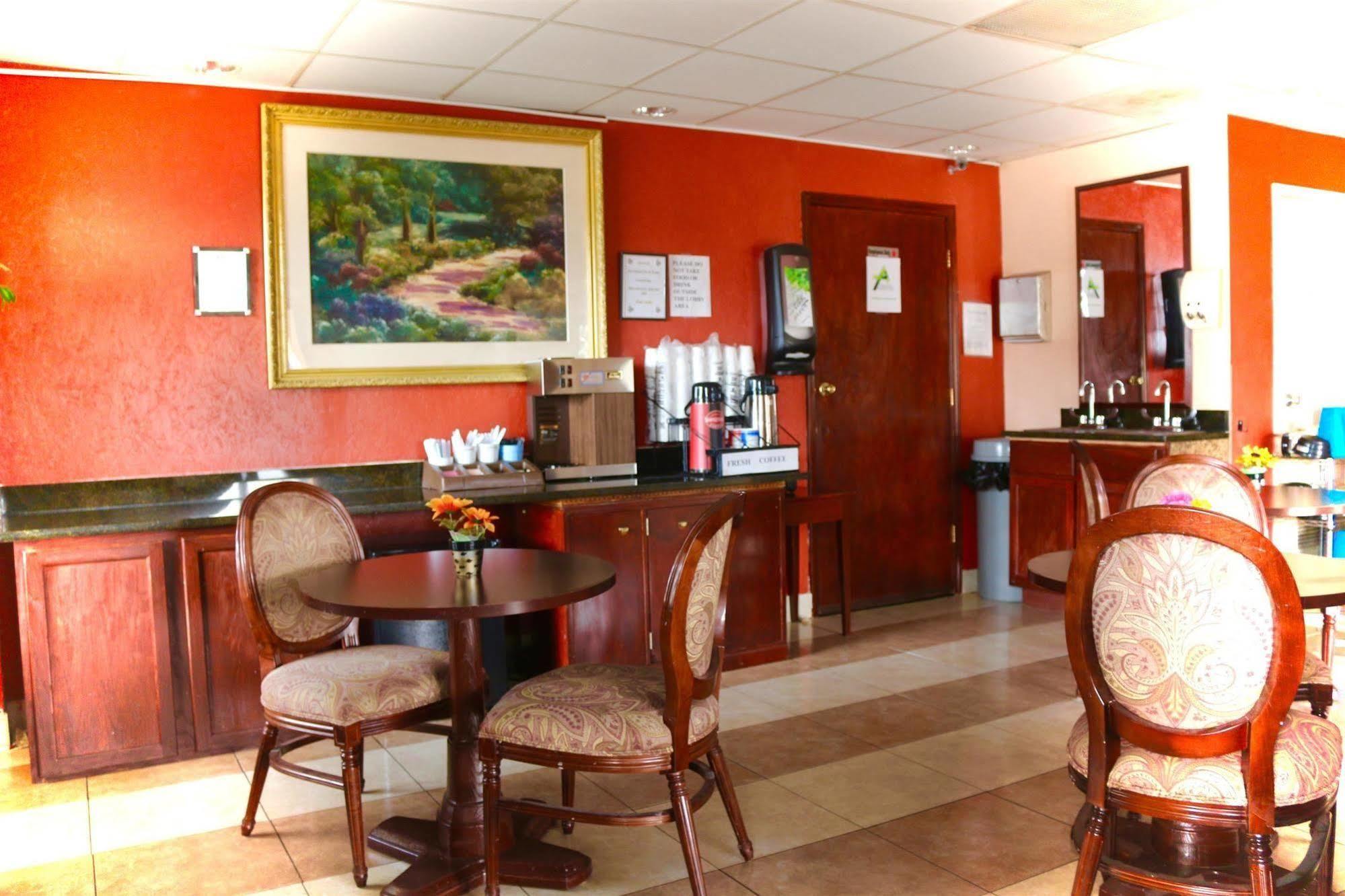 Americas Best Value Inn 斯托克布里奇 外观 照片